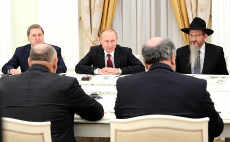 iskra-chel.ru: "Президент, которым мы гордимся!" Владимир Путин встретился с членами исполкома Европейского еврейского конгресса.